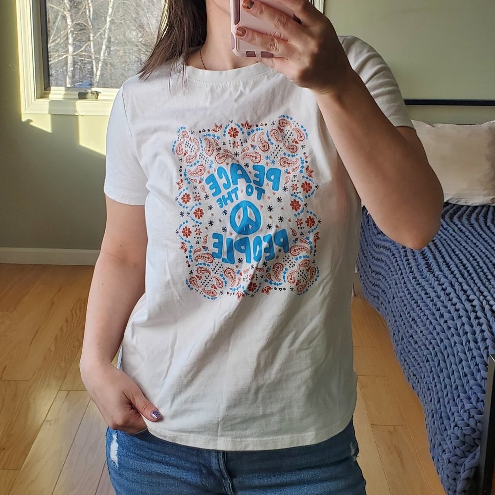 Sonoma white tee shirt Peace to the People paisley print graphic shirt